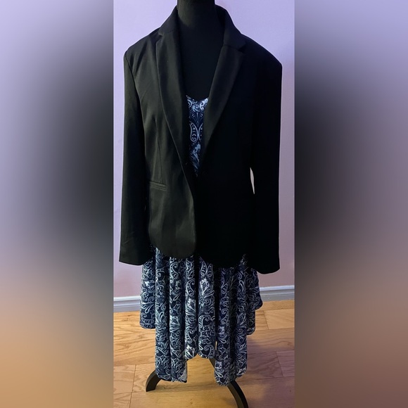 Black Gap blazer with lightly padded shoulders size S/M - Picture 7 of 10